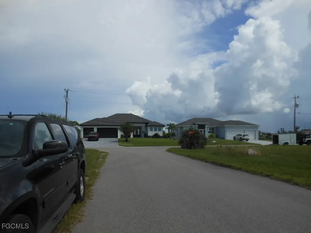 3839 NW 44th Avenue Cape Coral FL 33993