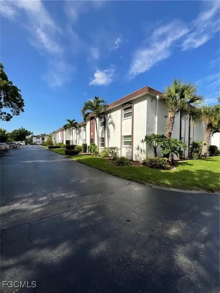 2828 Jackson Street Fort Myers FL 33901