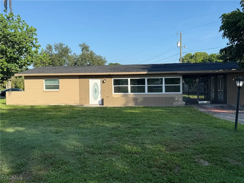 401 Oregon Road W Lehigh Acres FL 33971