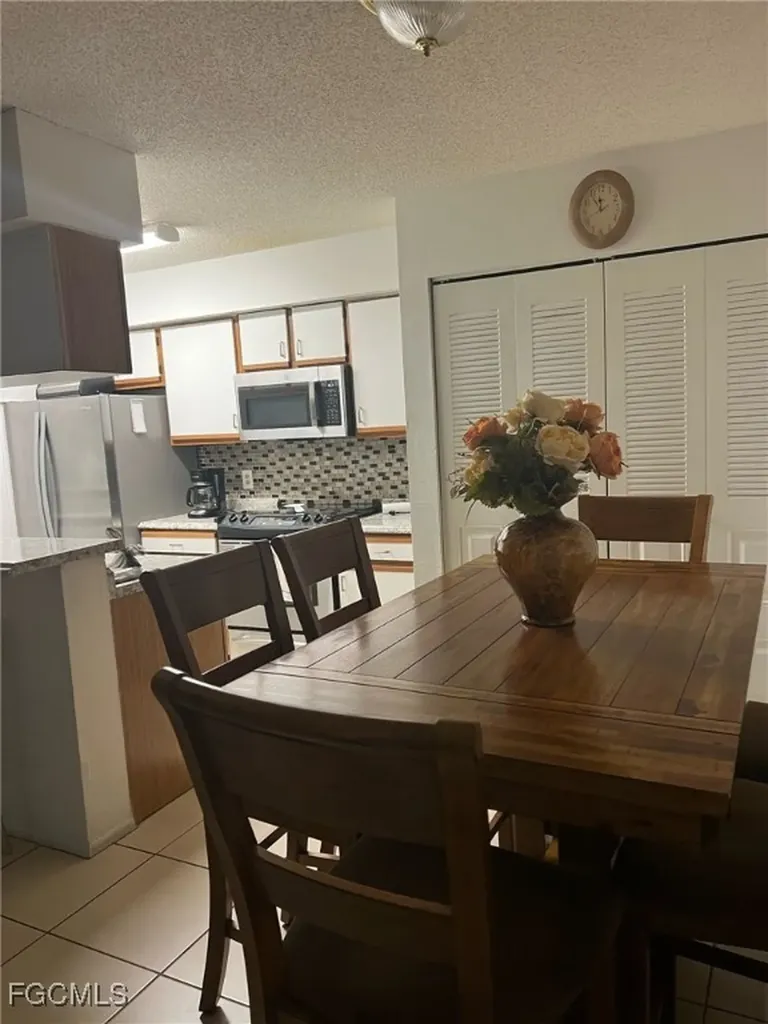 5331 Summerlin Road Fort Myers FL 33919