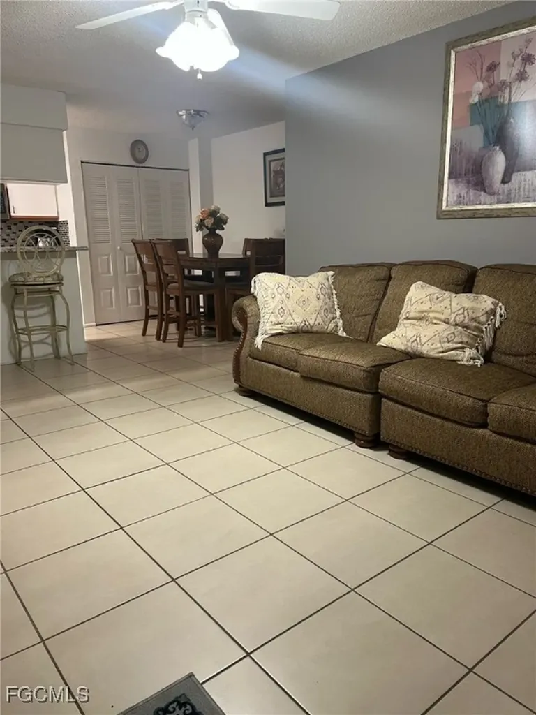 5331 Summerlin Road Fort Myers FL 33919