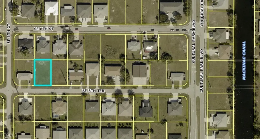 605 SE 8th Terrace Cape Coral FL 33991