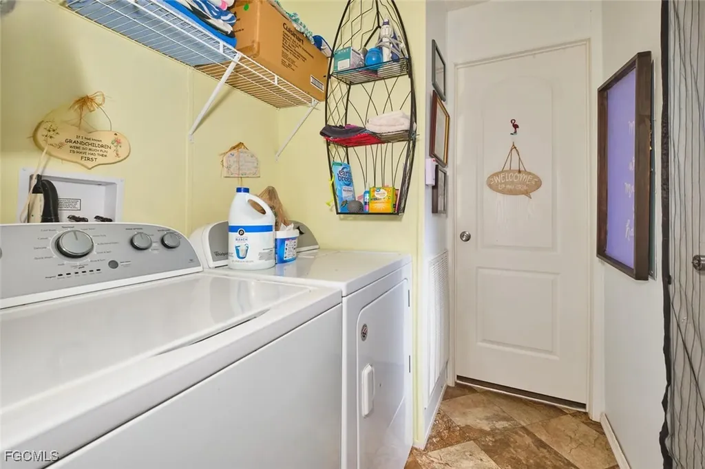 1106 Charles Street Moore Haven FL 33471