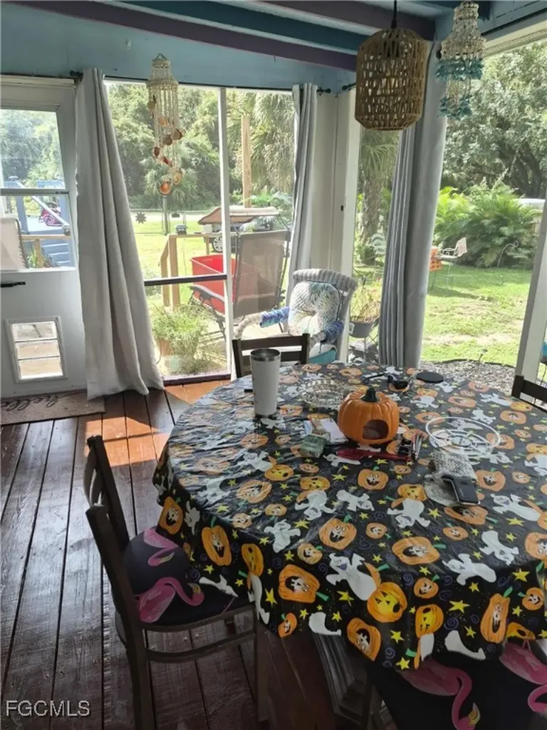 1106 Charles Street Moore Haven FL 33471