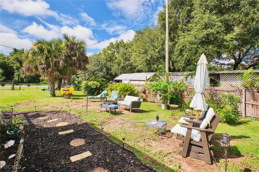 1106 Charles Street Moore Haven FL 33471