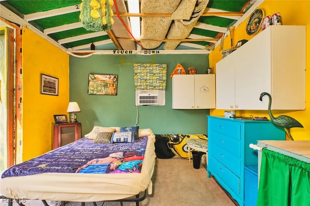 1106 Charles Street Moore Haven FL 33471