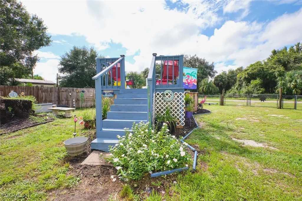 1106 Charles Street Moore Haven FL 33471