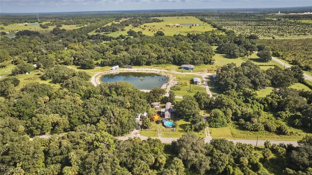 1106 Charles Street Moore Haven FL 33471