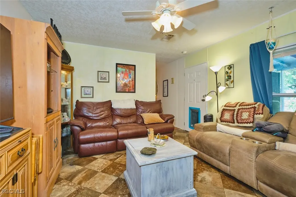 1106 Charles Street Moore Haven FL 33471