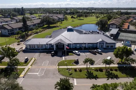 5710 Trailwinds Drive Fort Myers FL 33907