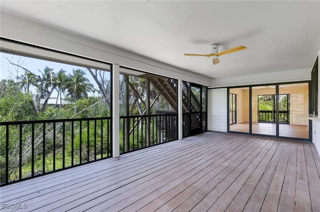 1345 Junonia Street Sanibel FL 33957