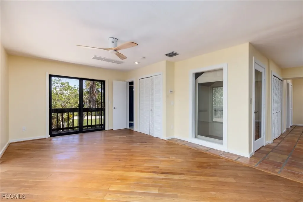 1345 Junonia Street Sanibel FL 33957