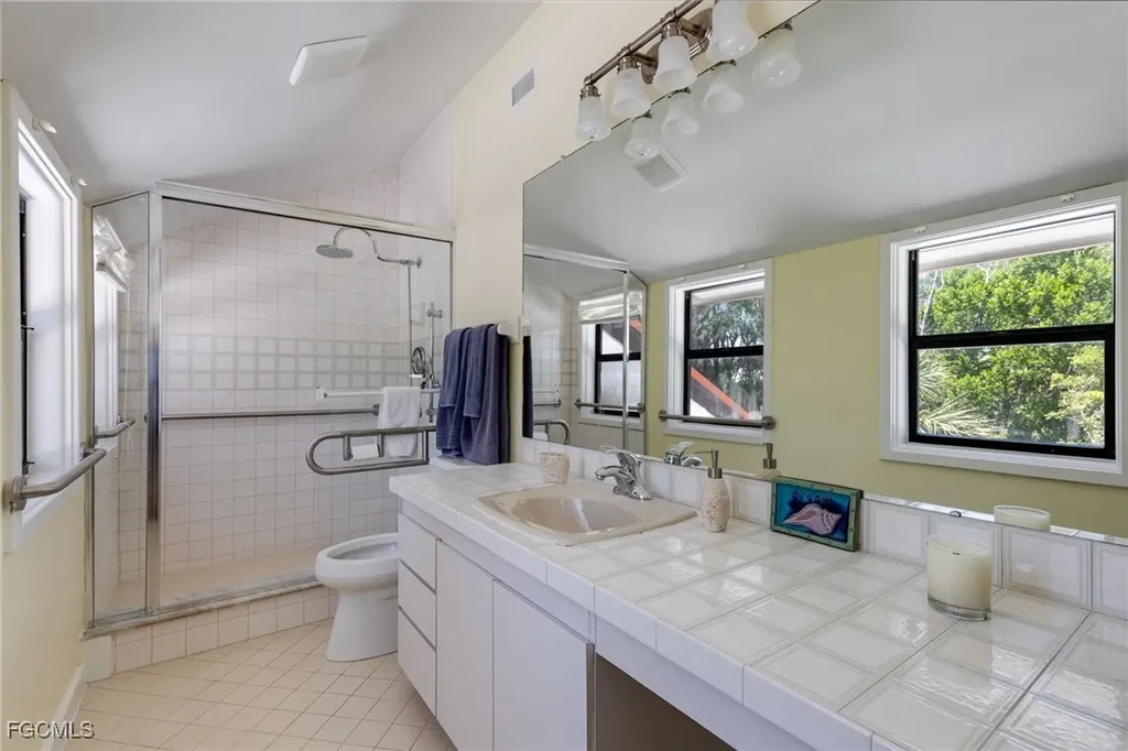 1345 Junonia Street Sanibel FL 33957