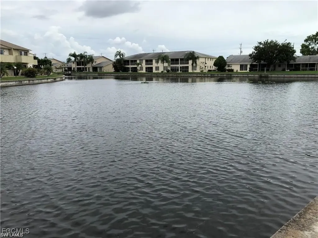 639 SE 13th Avenue Cape Coral FL 33990