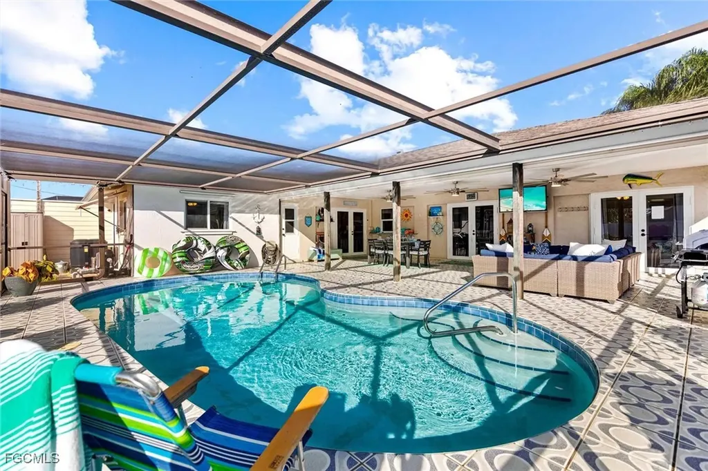 1426 SE 34th Terrace Cape Coral FL 33904