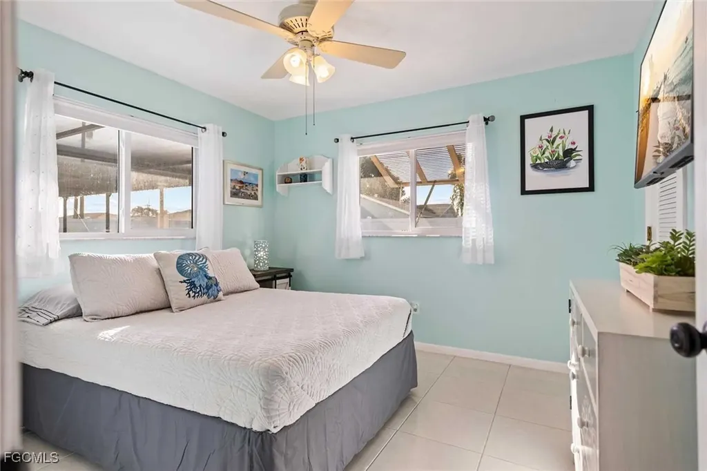 1426 SE 34th Terrace Cape Coral FL 33904