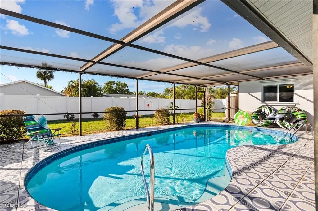 1426 SE 34th Terrace Cape Coral FL 33904