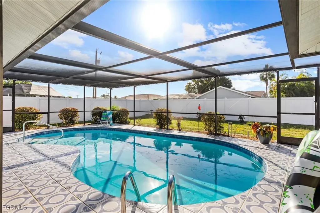 1426 SE 34th Terrace Cape Coral FL 33904
