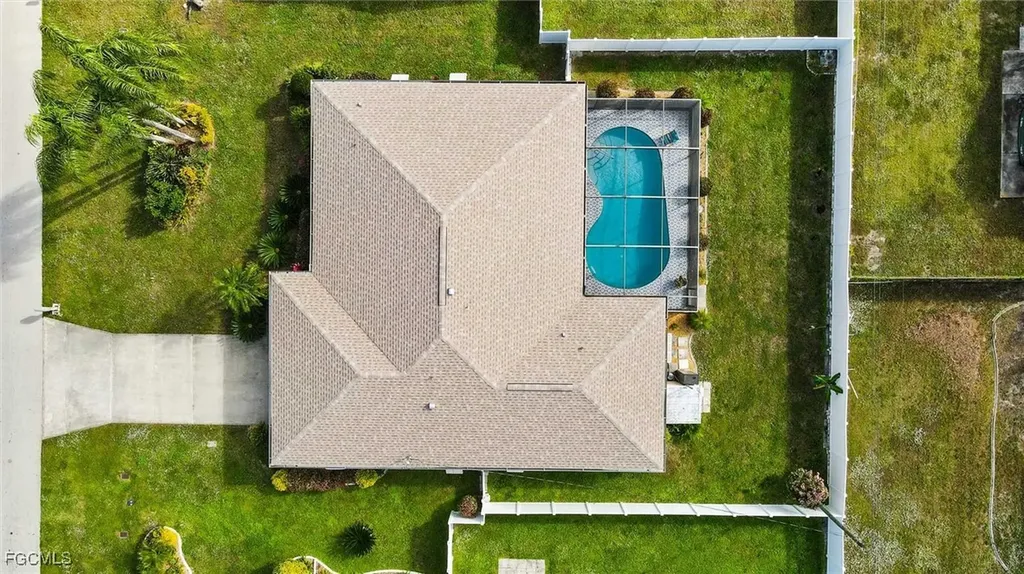 1426 SE 34th Terrace Cape Coral FL 33904