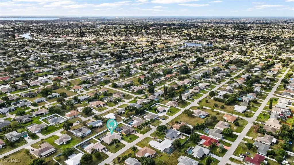 1426 SE 34th Terrace Cape Coral FL 33904