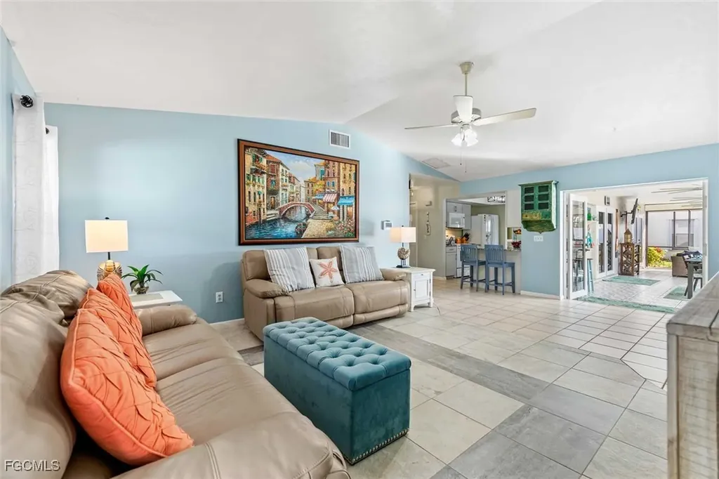 1426 SE 34th Terrace Cape Coral FL 33904