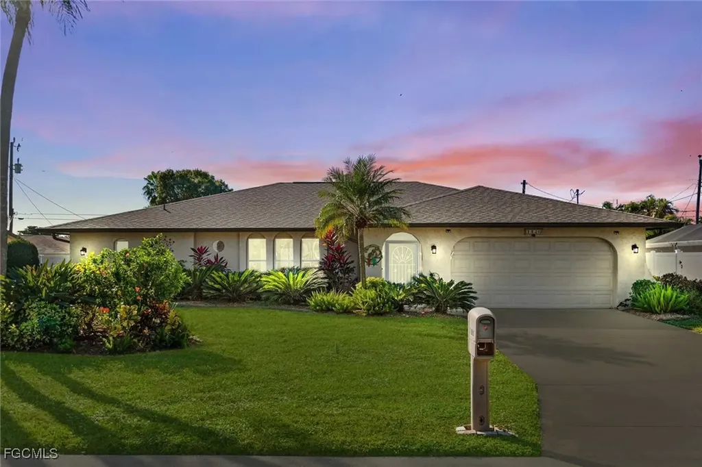 1426 SE 34th Terrace Cape Coral FL 33904