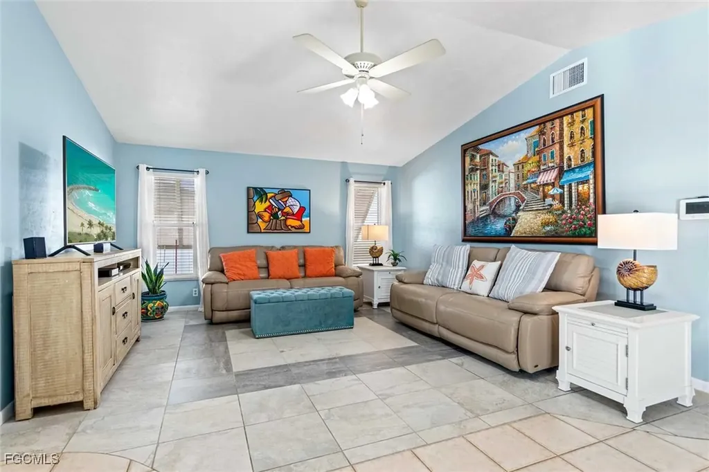 1426 SE 34th Terrace Cape Coral FL 33904