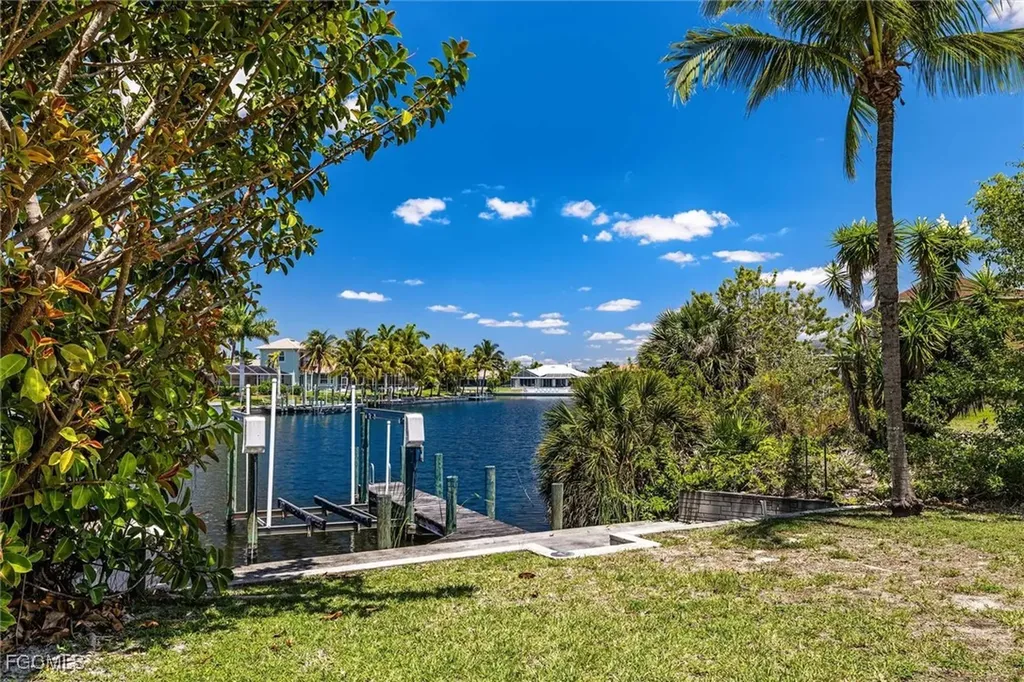 2601 SW 39th Terrace Cape Coral FL 33914