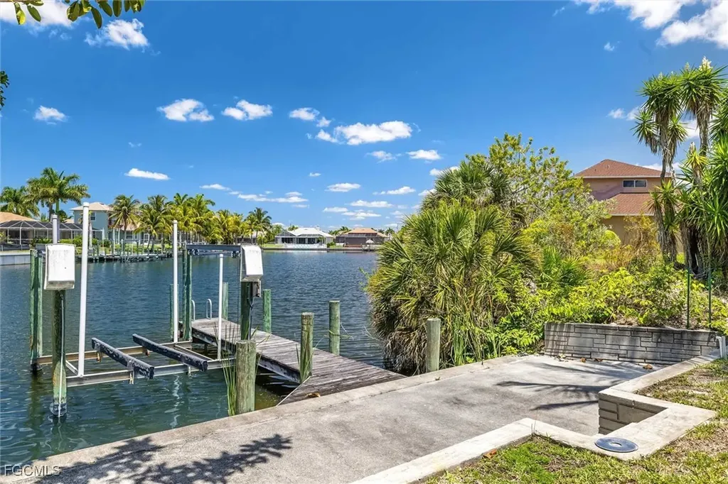 2601 SW 39th Terrace Cape Coral FL 33914