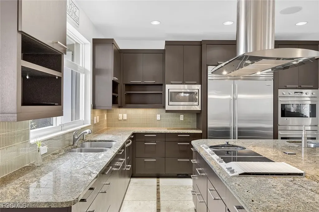 1321 Hanton Avenue Fort Myers FL 33901