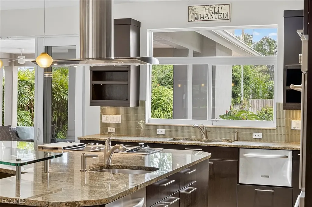 1321 Hanton Avenue Fort Myers FL 33901