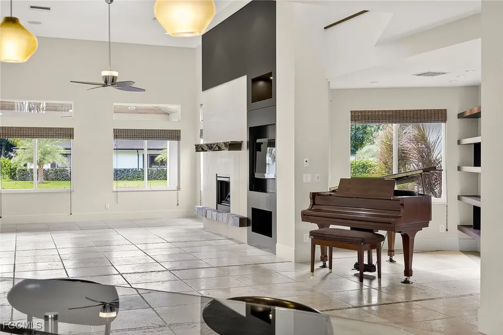 1321 Hanton Avenue Fort Myers FL 33901