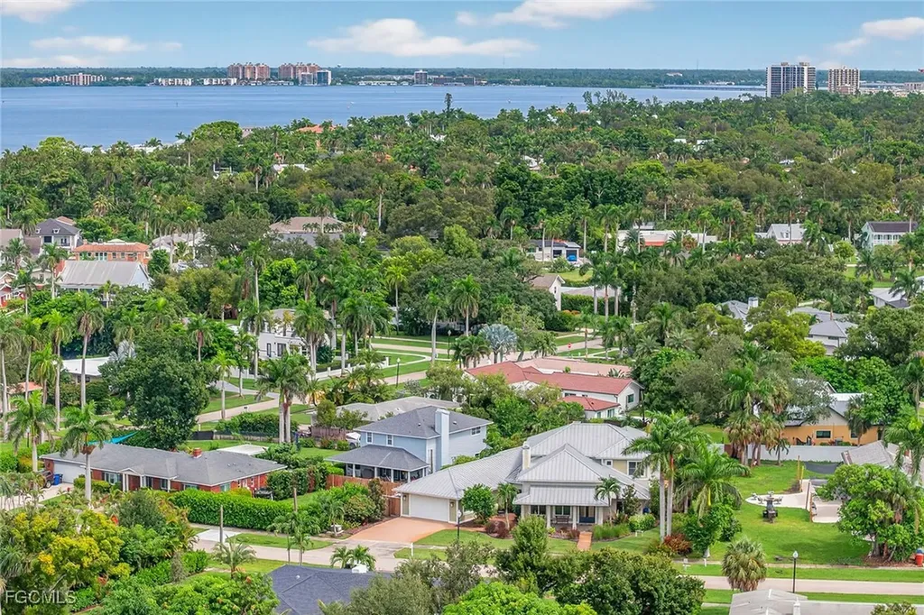 1321 Hanton Avenue Fort Myers FL 33901
