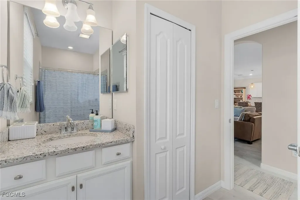 19424 Elston Way Estero FL 33928