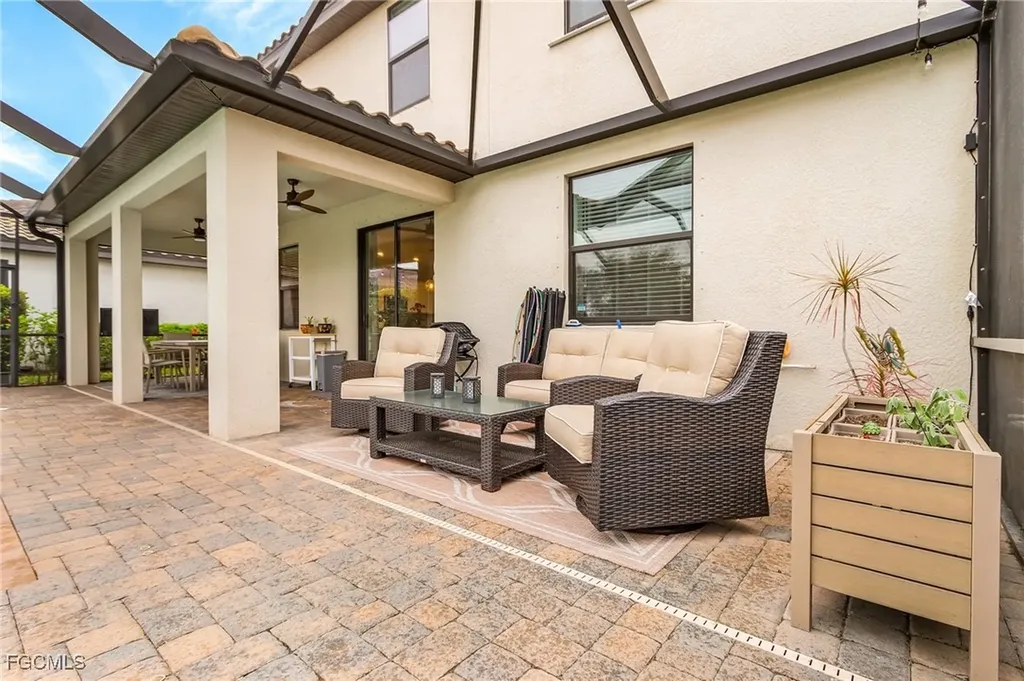 19424 Elston Way Estero FL 33928