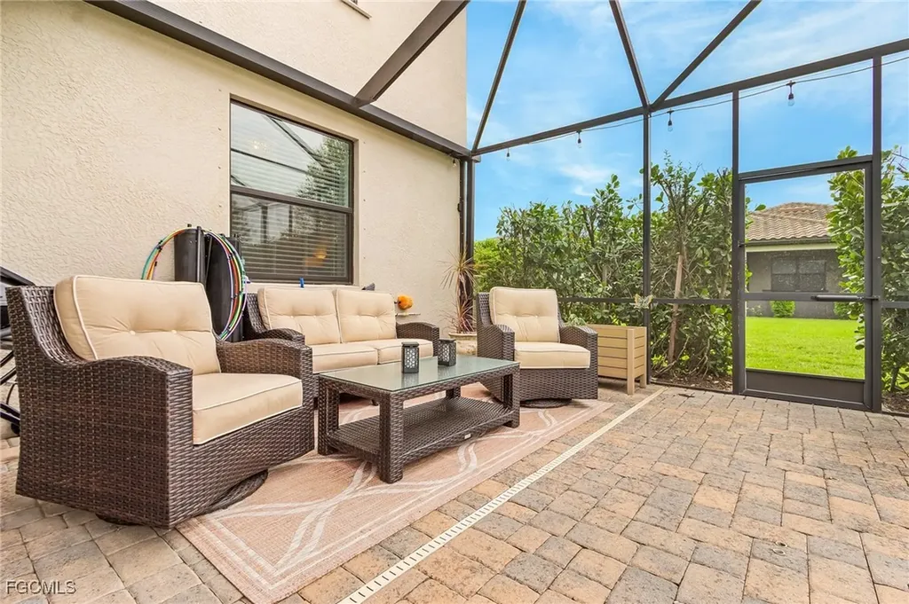 19424 Elston Way Estero FL 33928