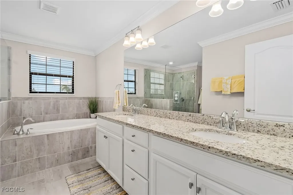 19424 Elston Way Estero FL 33928