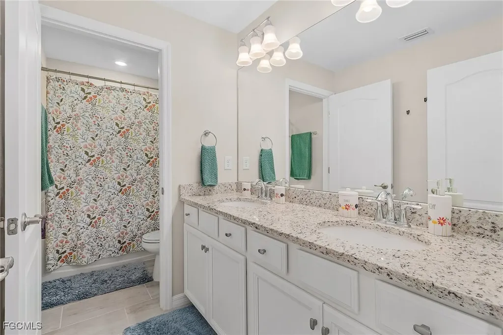 19424 Elston Way Estero FL 33928
