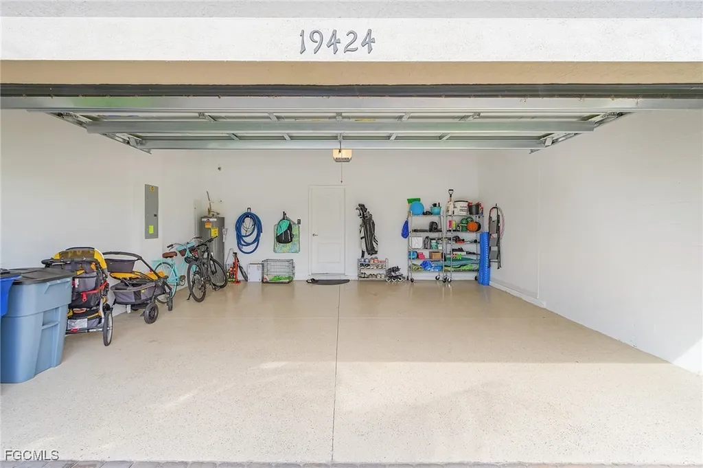 19424 Elston Way Estero FL 33928