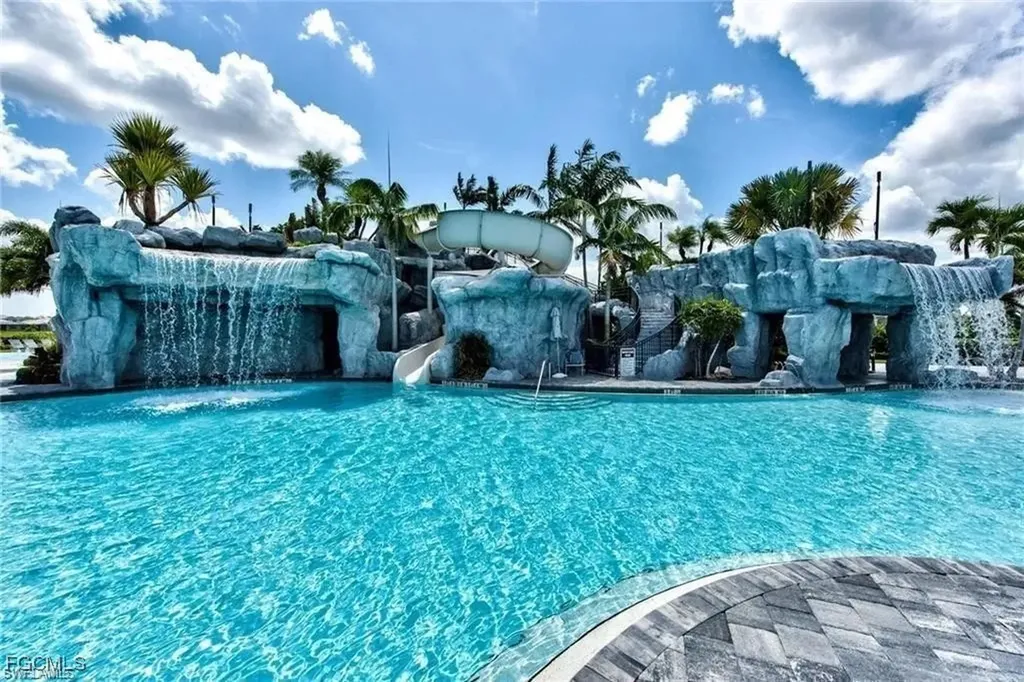 19424 Elston Way Estero FL 33928