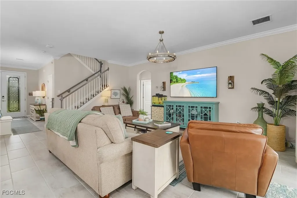 19424 Elston Way Estero FL 33928