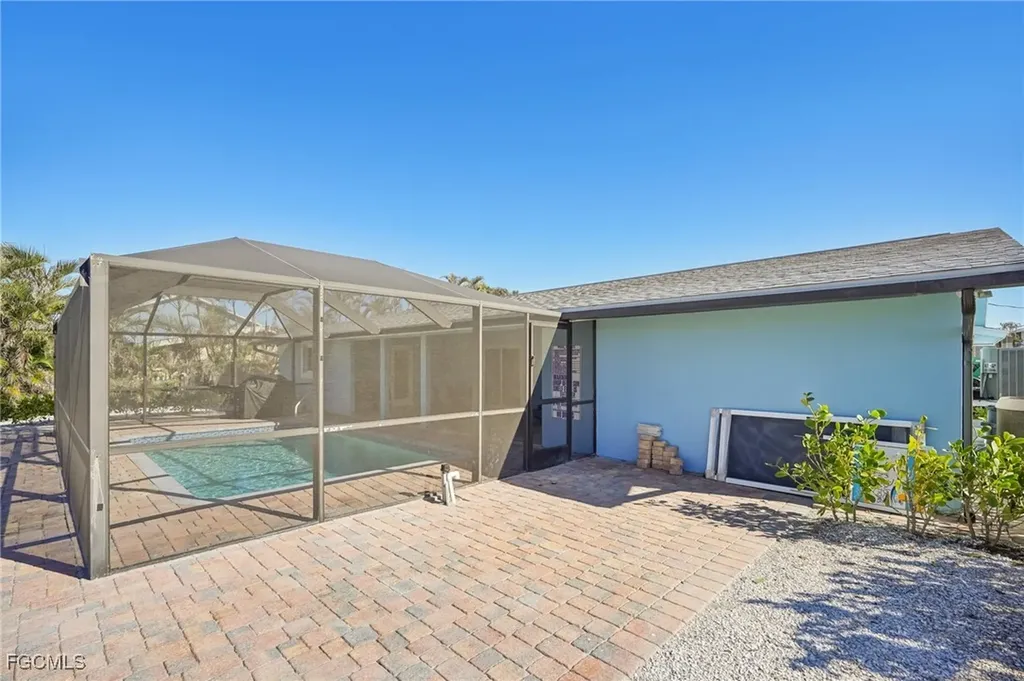 301 Seminole Way Fort Myers Beach FL 33931