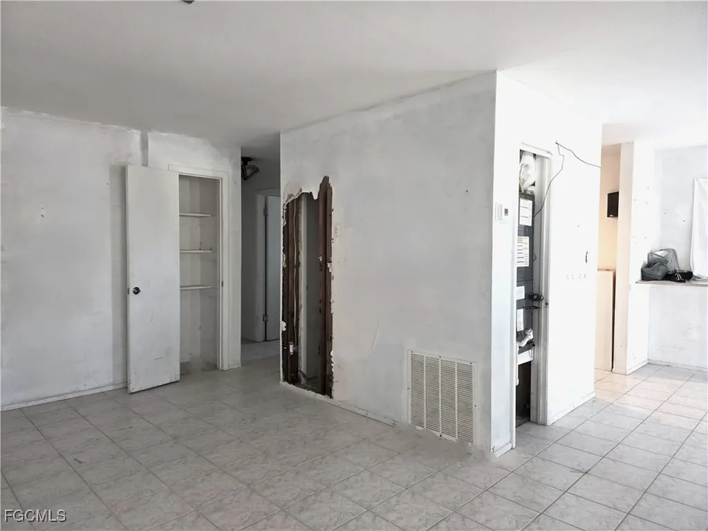 190 Jefferson Street Fort Myers Beach FL 33931