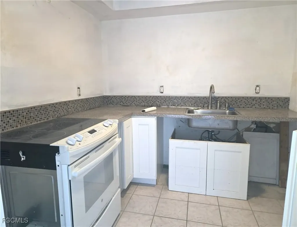 190 Jefferson Street Fort Myers Beach FL 33931