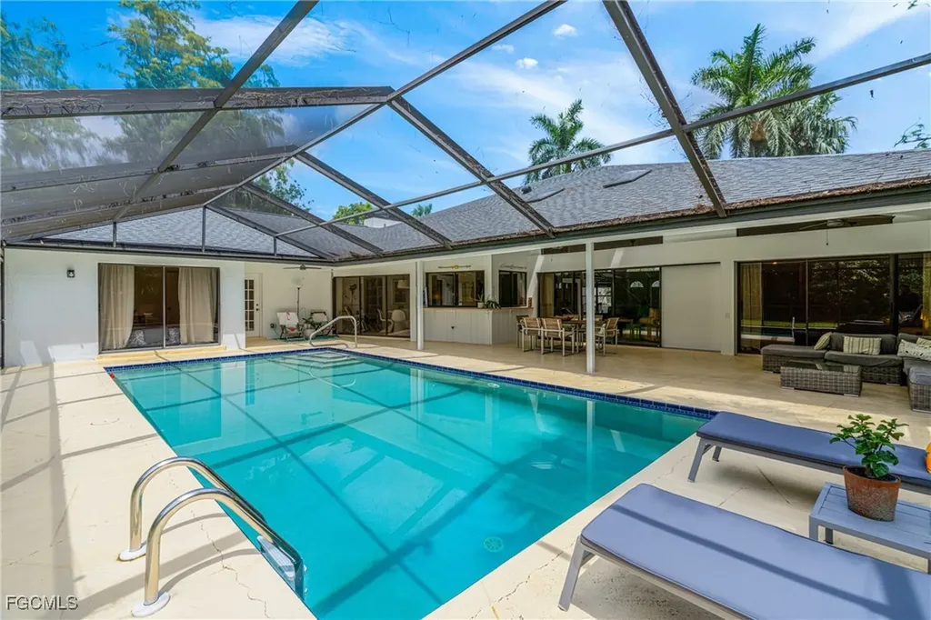 13682 Pine Villa Lane Fort Myers FL 33912