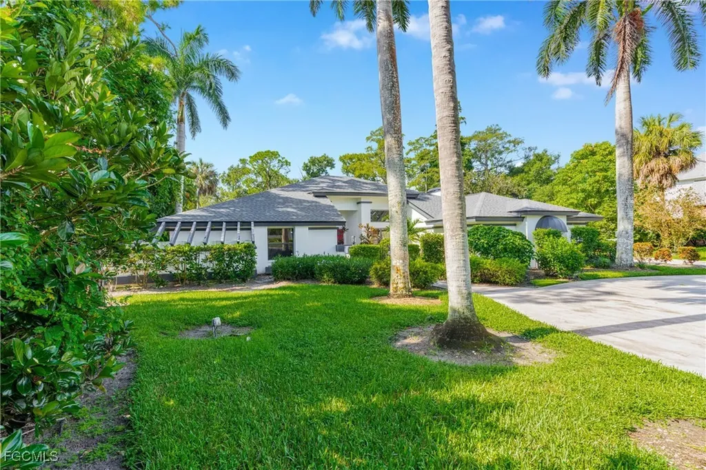 13682 Pine Villa Lane Fort Myers FL 33912