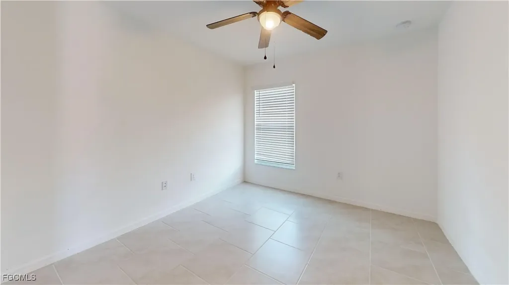 3530 NE 21st Avenue Cape Coral FL 33909