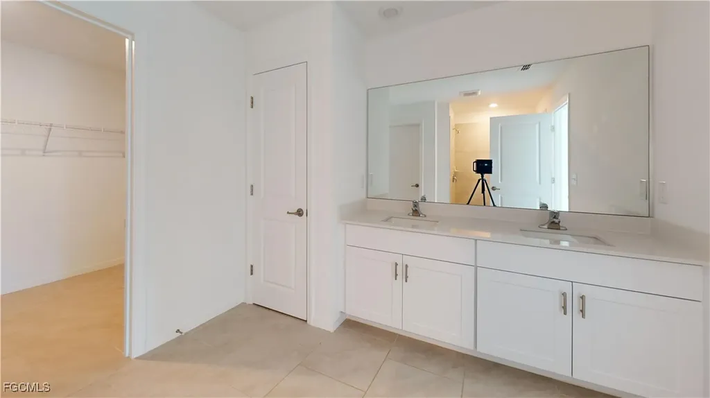 3530 NE 21st Avenue Cape Coral FL 33909