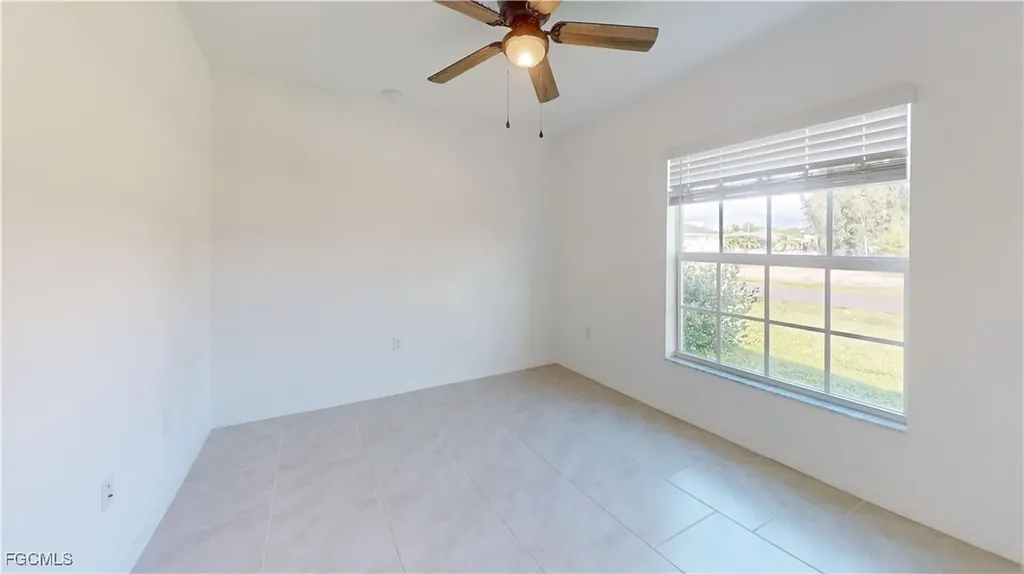3530 NE 21st Avenue Cape Coral FL 33909