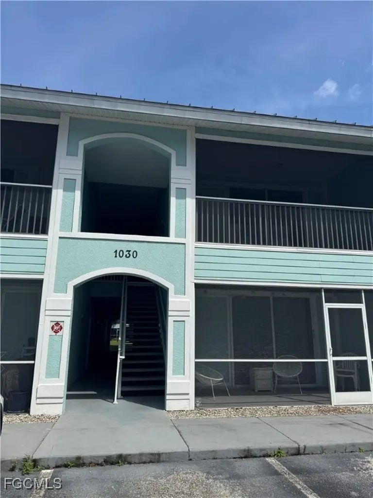 1030 Hancock Creek South Boulevard Cape Coral FL 33909